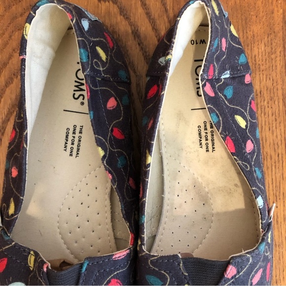 Toms Women’s Loafers, Holiday Theme, Size 10 - Picture 7 of 9